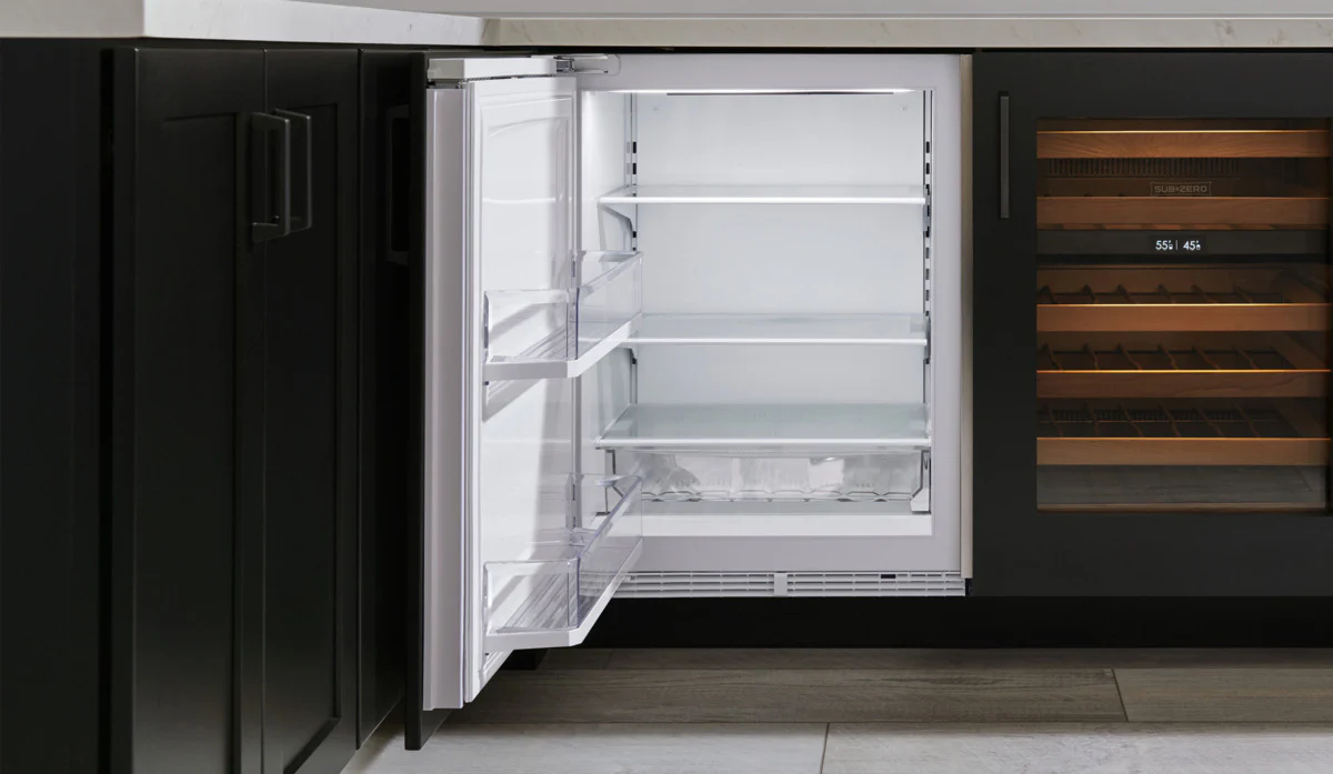 Sub-Zero Built In Larder Fridge ICBDEU2450R-L - Integrated - Image 6